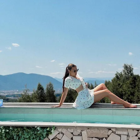 Panorama House Sarajevo- Jacuzzi, Bazen & Pogled Na Grad 2 * Saraybosna