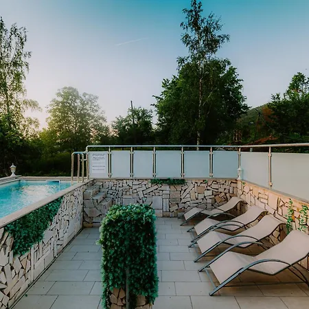 Panorama House Sarajevo- Jacuzzi, Bazen & Pogled Na Grad 2 * Saraybosna