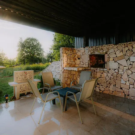 Tatil Evi Panorama House Sarajevo- Jacuzzi, Bazen & Pogled Na Grad 2 *