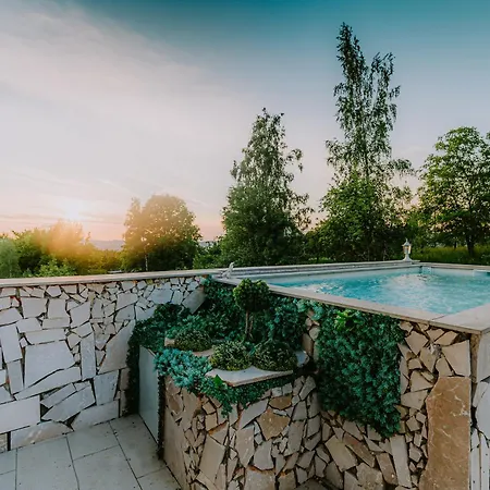 Panorama House Sarajevo- Jacuzzi, Bazen & Pogled Na Grad 2